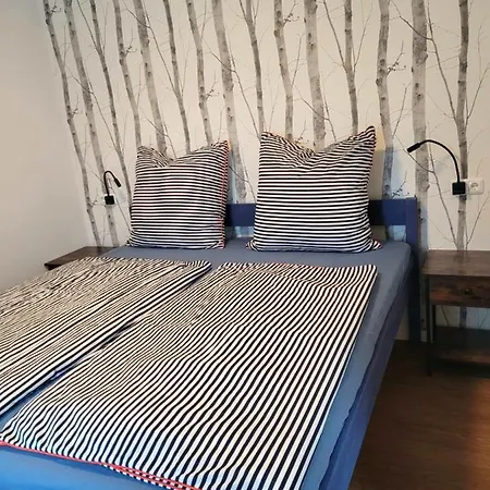 Ferienwohnung Spatzennest * Klausdorf (Vorpommern-Rugen)